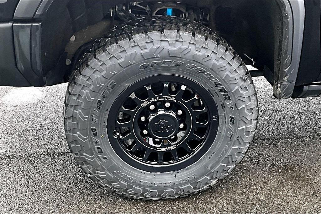 used 2025 GMC Sierra 2500 car, priced at $84,981