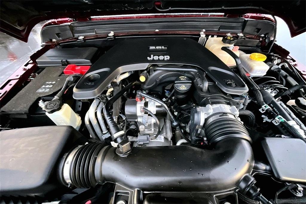 used 2021 Jeep Wrangler Unlimited car, priced at $31,981