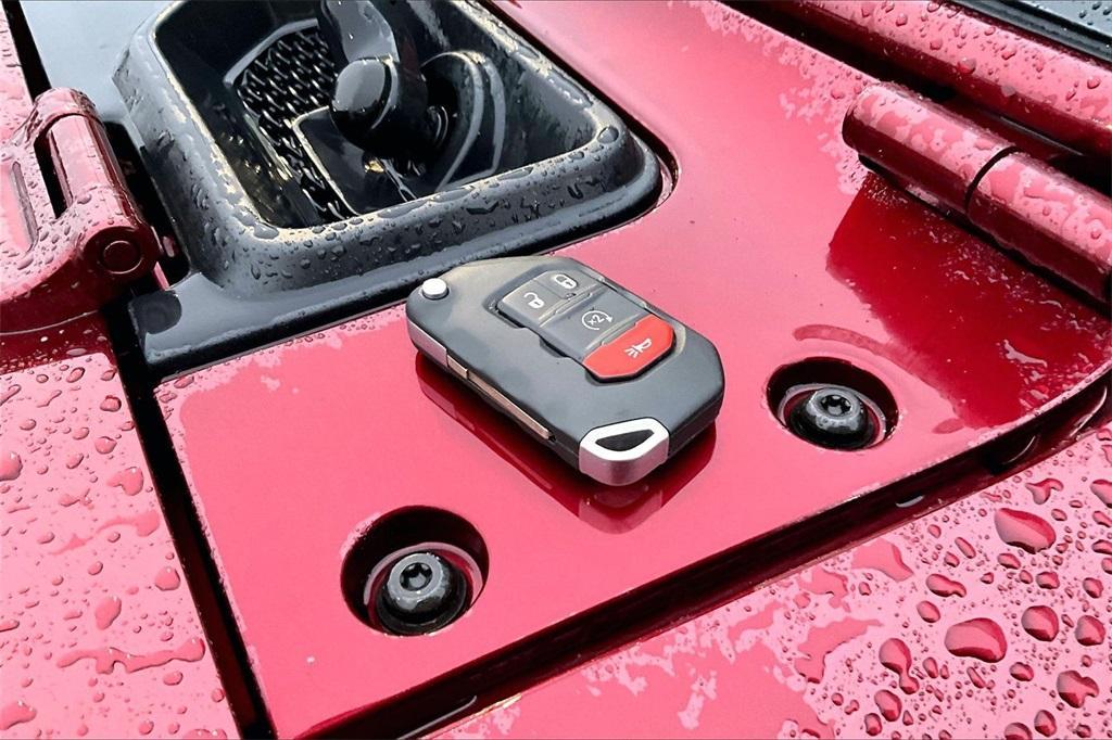 used 2021 Jeep Wrangler Unlimited car, priced at $31,981