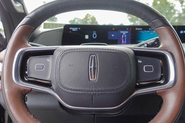 used 2025 Lincoln Navigator car, priced at $75,971