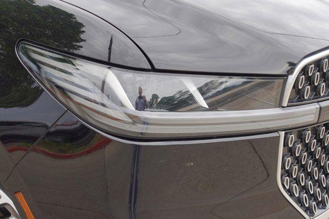 used 2025 Lincoln Navigator car, priced at $75,971