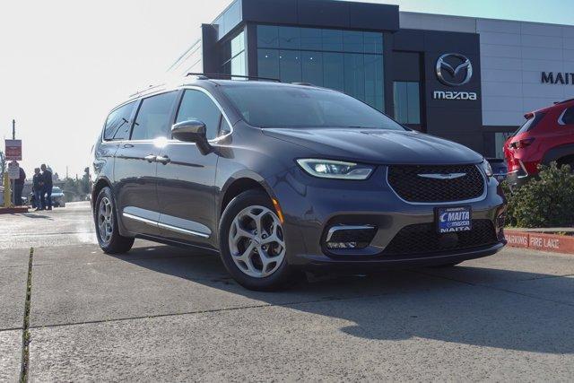 used 2023 Chrysler Pacifica car, priced at $24,971