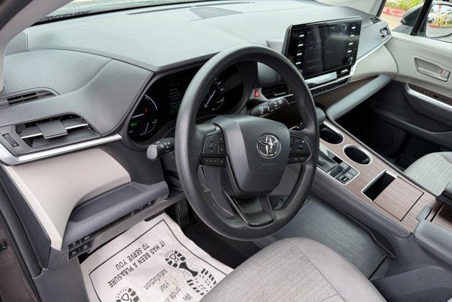 used 2024 Toyota Sienna car, priced at $36,771