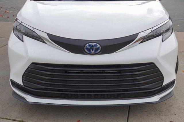 used 2024 Toyota Sienna car, priced at $34,771