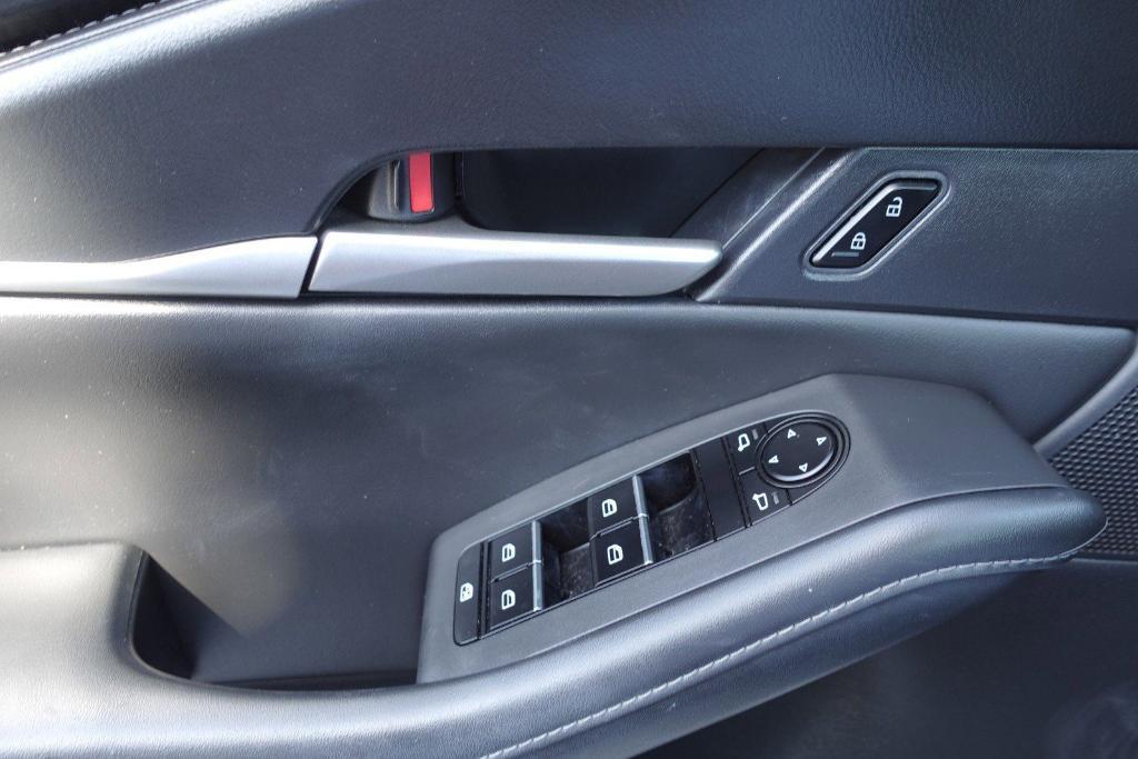 used 2023 Mazda CX-30 car, priced at $21,971