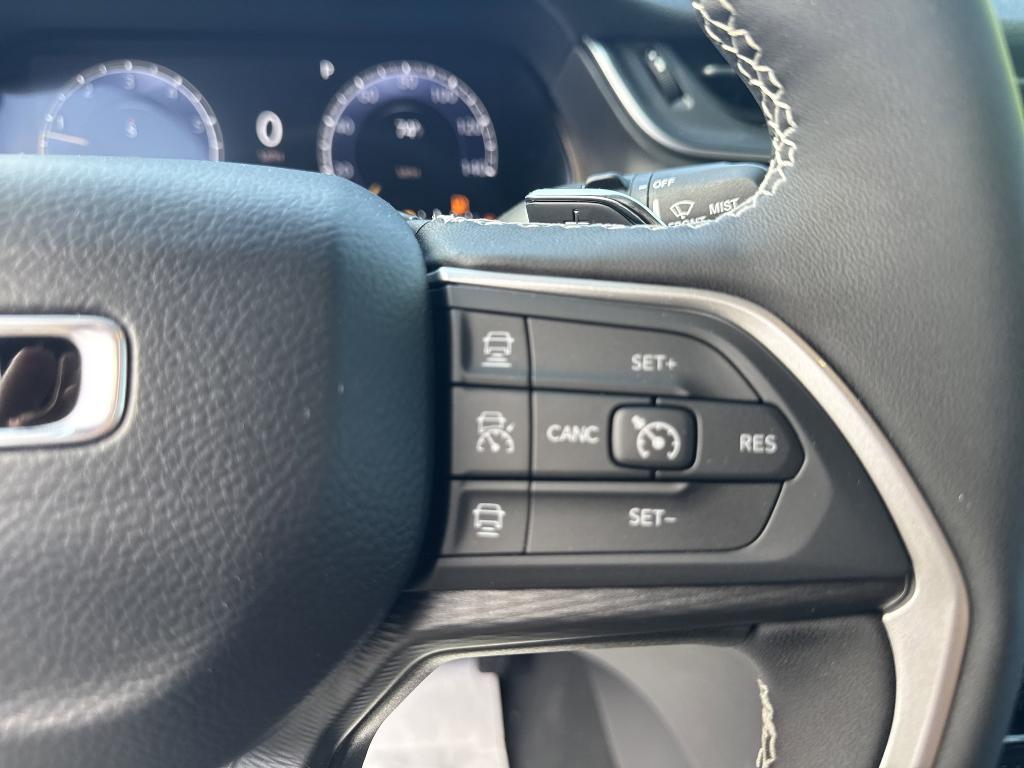 new 2024 Jeep Grand Cherokee car, priced at $37,771