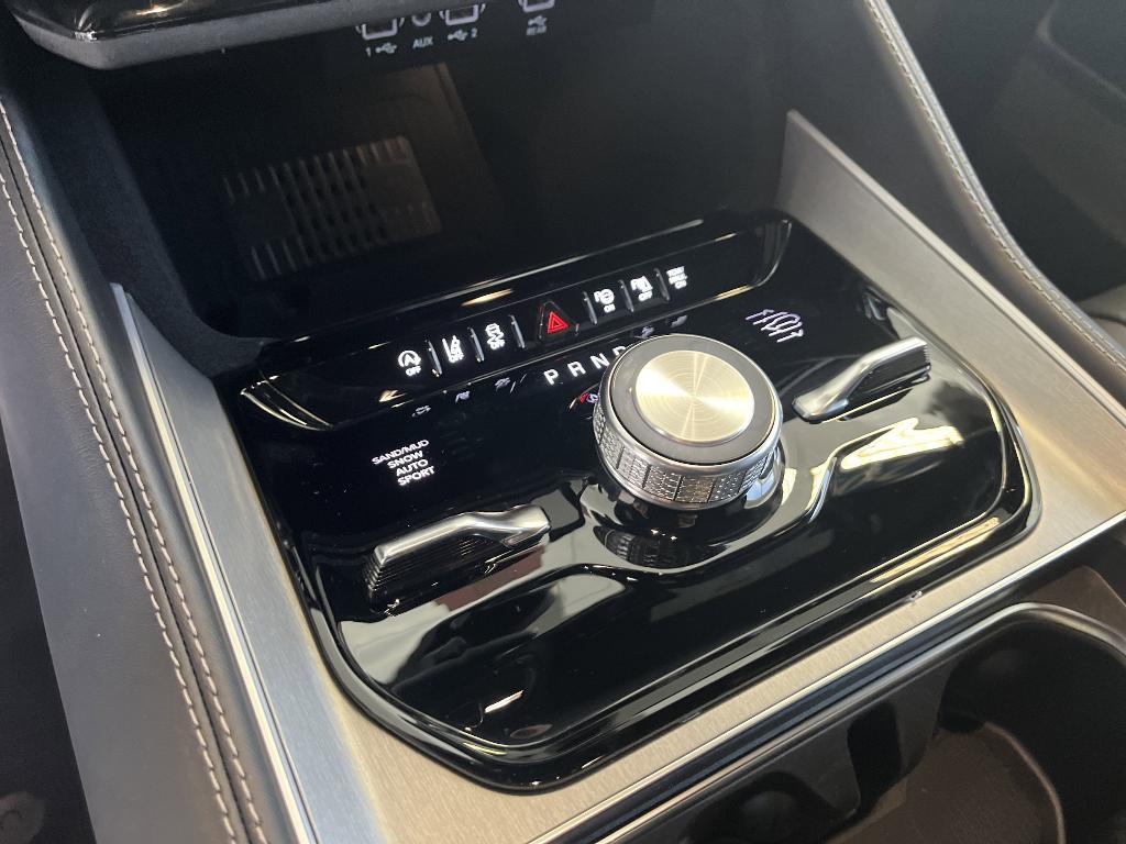 new 2026 Jeep Grand Wagoneer L car