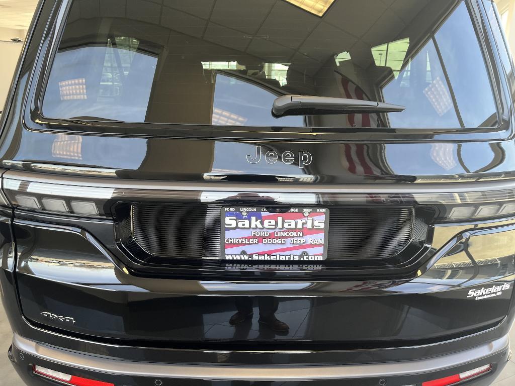 new 2026 Jeep Grand Wagoneer L car