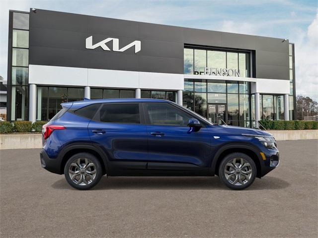 new 2026 Kia Seltos car, priced at $25,335