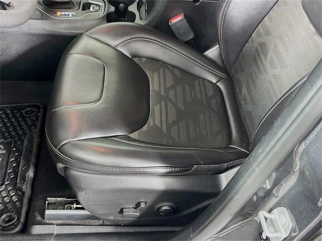 used 2022 Jeep Cherokee car, priced at $19,200