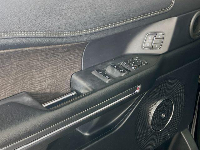 used 2020 Ford Expedition car, priced at $24,000