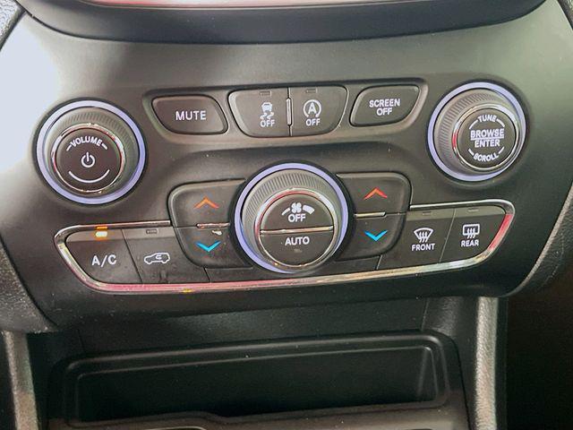 used 2023 Jeep Cherokee car, priced at $25,500