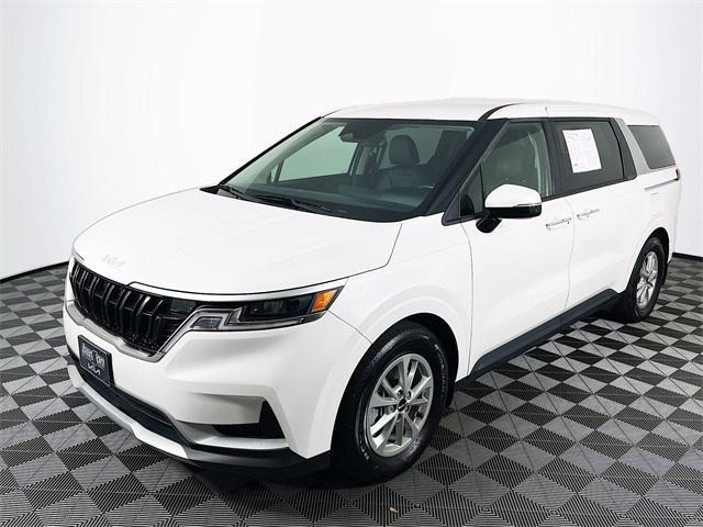 used 2024 Kia Carnival car, priced at $29,900