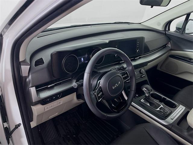 used 2024 Kia Carnival car, priced at $29,900