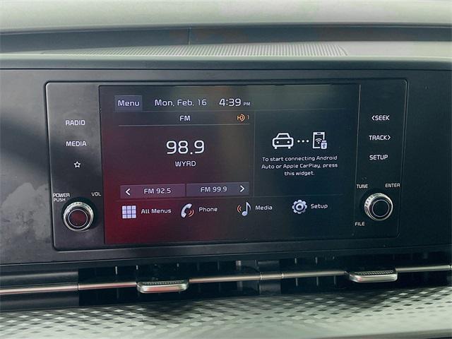 used 2024 Kia Carnival car, priced at $29,900