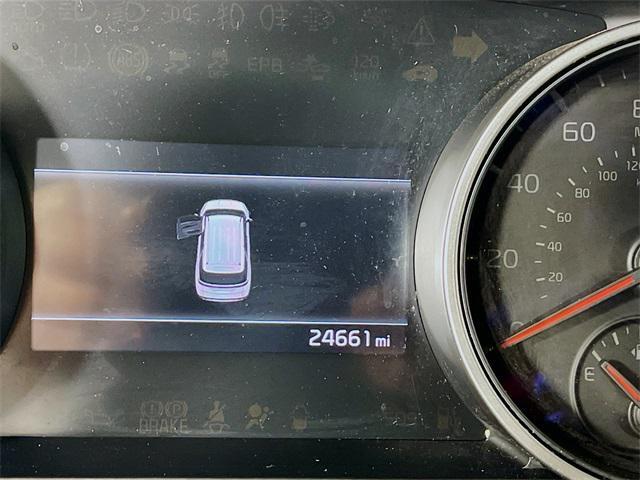 used 2024 Kia Carnival car, priced at $29,900