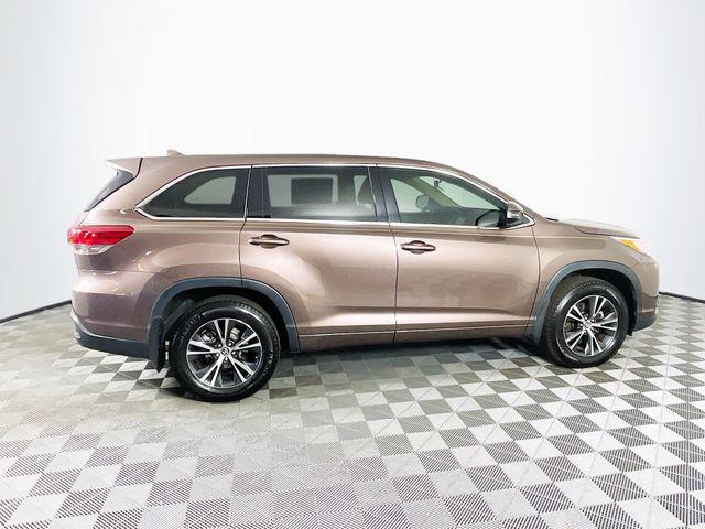 used 2017 Toyota Highlander car, priced at $19,549