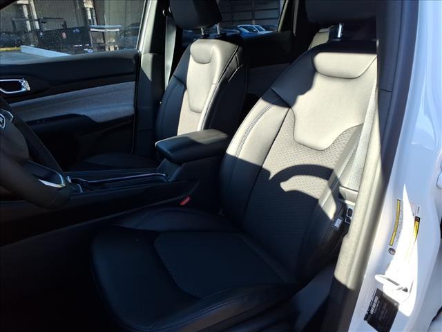 new 2026 Jeep Compass car, priced at $23,895