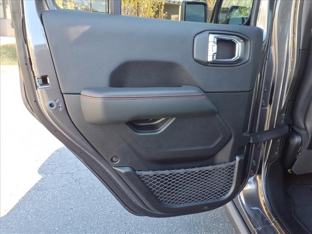 new 2025 Jeep Gladiator car, priced at $46,785