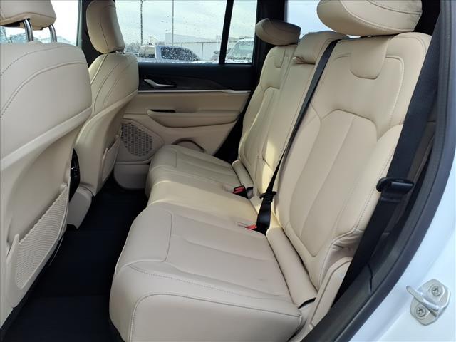 new 2025 Jeep Grand Cherokee car, priced at $33,118