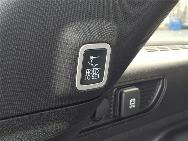 new 2025 Jeep Grand Cherokee car, priced at $33,118