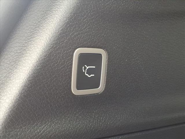 new 2026 Chrysler Pacifica car, priced at $38,895