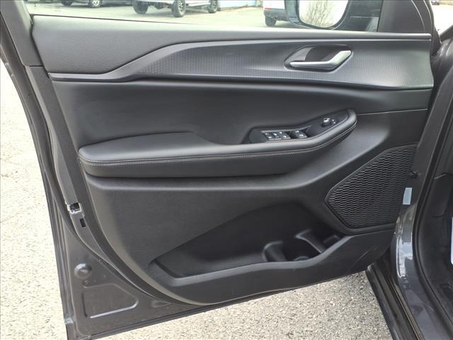 used 2024 Jeep Grand Cherokee L car, priced at $29,680