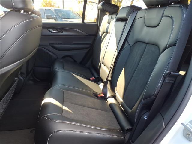 new 2025 Jeep Grand Cherokee car, priced at $41,959