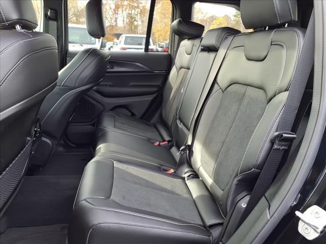 new 2025 Jeep Grand Cherokee car, priced at $35,725