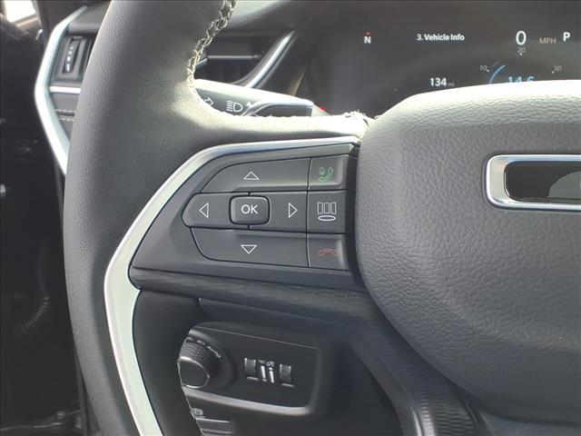 new 2025 Jeep Grand Cherokee car, priced at $35,725