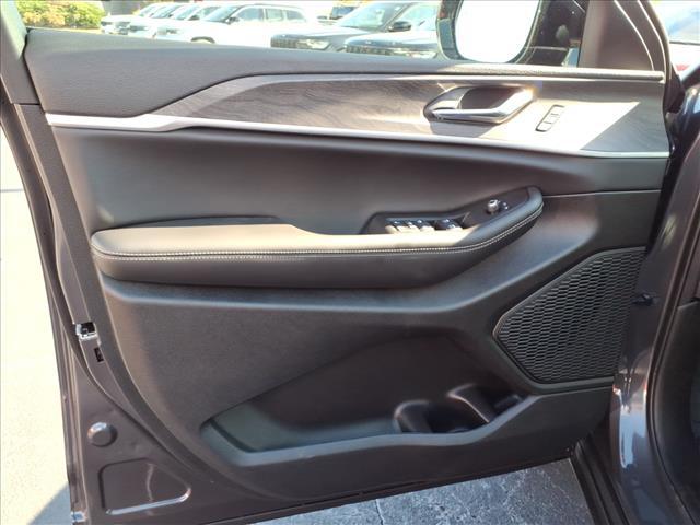 new 2025 Jeep Grand Cherokee L car, priced at $42,987