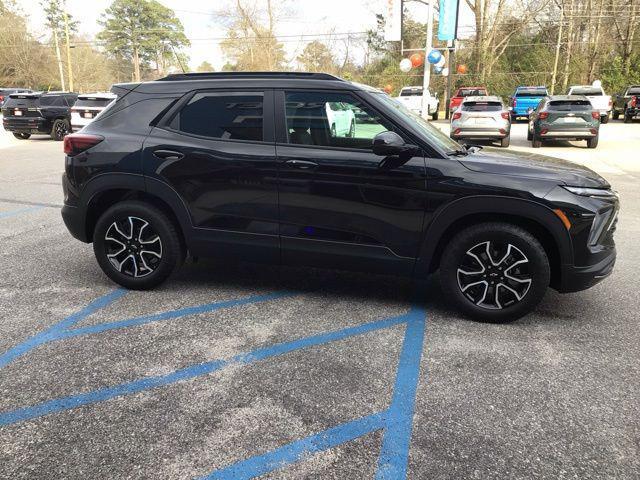 new 2026 Chevrolet TrailBlazer car, priced at $29,490