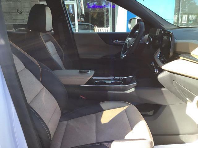 new 2026 Chevrolet Equinox car, priced at $34,790