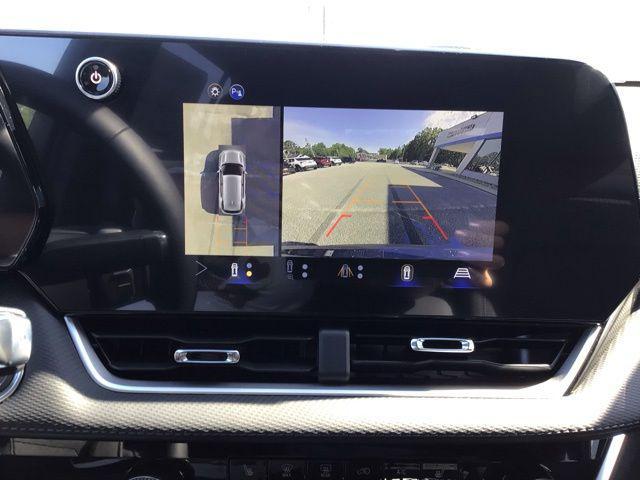 new 2026 Chevrolet Equinox car, priced at $29,995