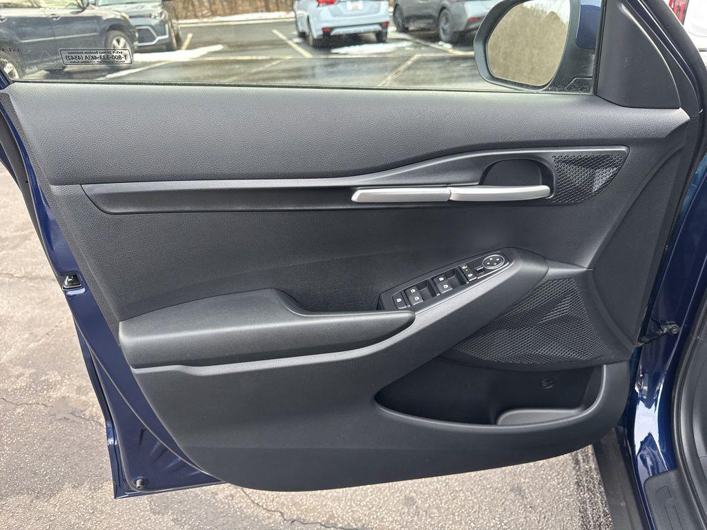 new 2026 Kia Seltos car, priced at $25,250