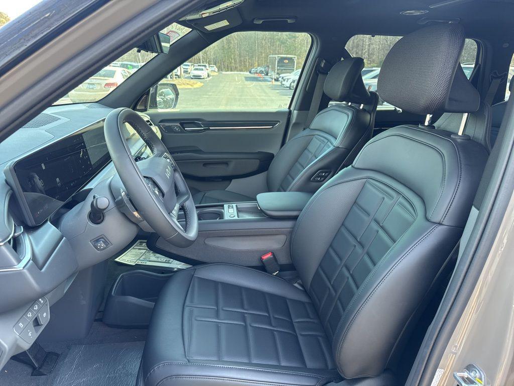 new 2026 Kia EV9 car, priced at $58,047