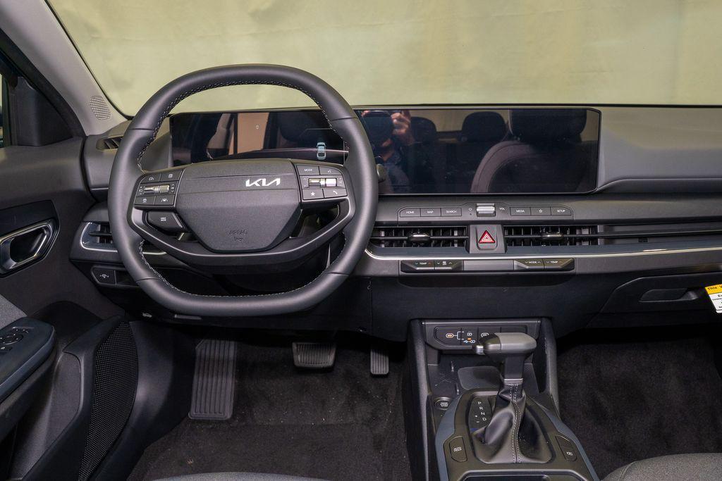 new 2025 Kia K4 car, priced at $23,357