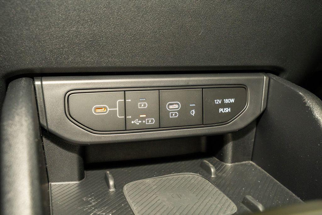 new 2025 Kia K4 car, priced at $23,357