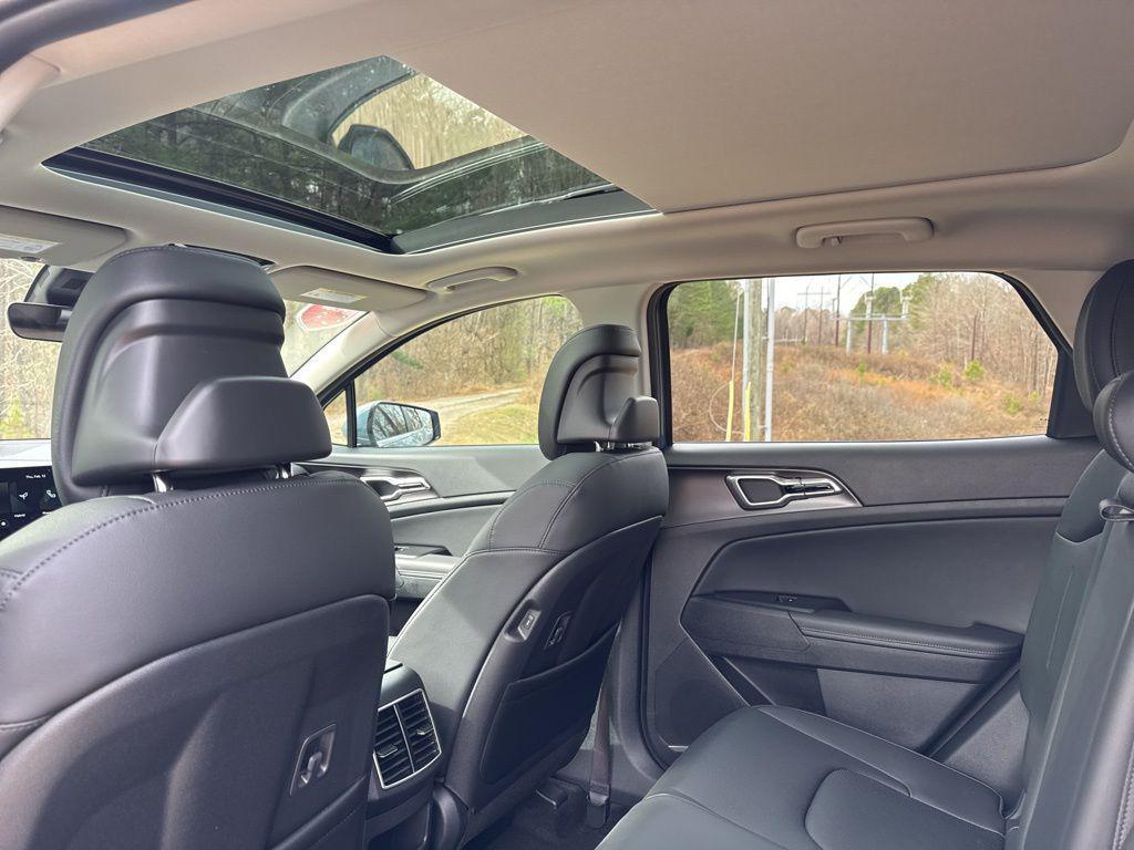 new 2026 Kia Sportage Hybrid car, priced at $32,772