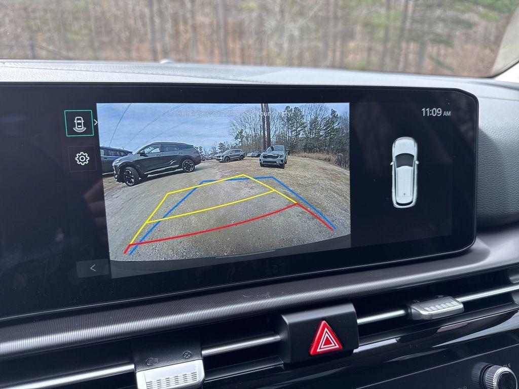 new 2026 Kia Sportage Hybrid car, priced at $32,772