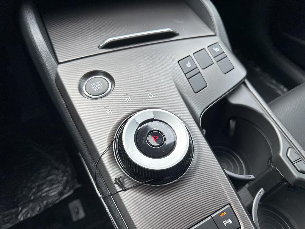 new 2026 Kia Sportage Hybrid car, priced at $32,772