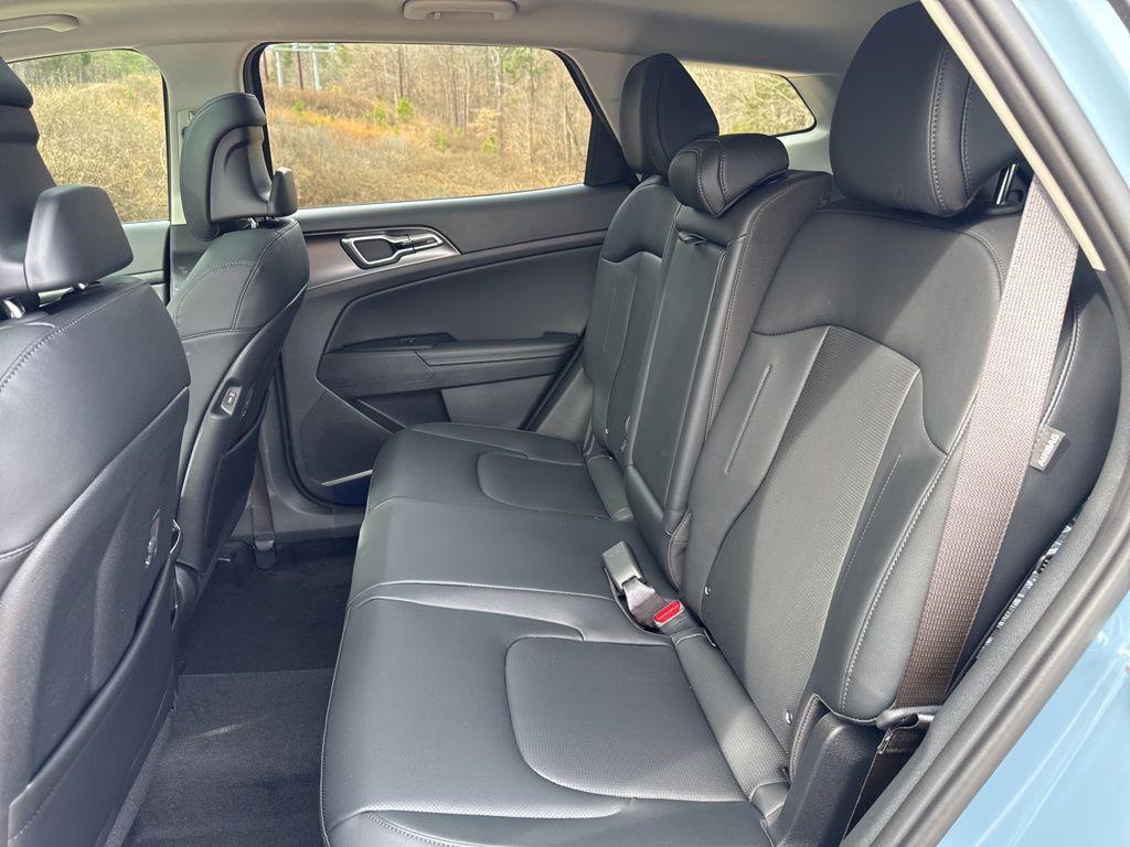 new 2026 Kia Sportage Hybrid car, priced at $32,772