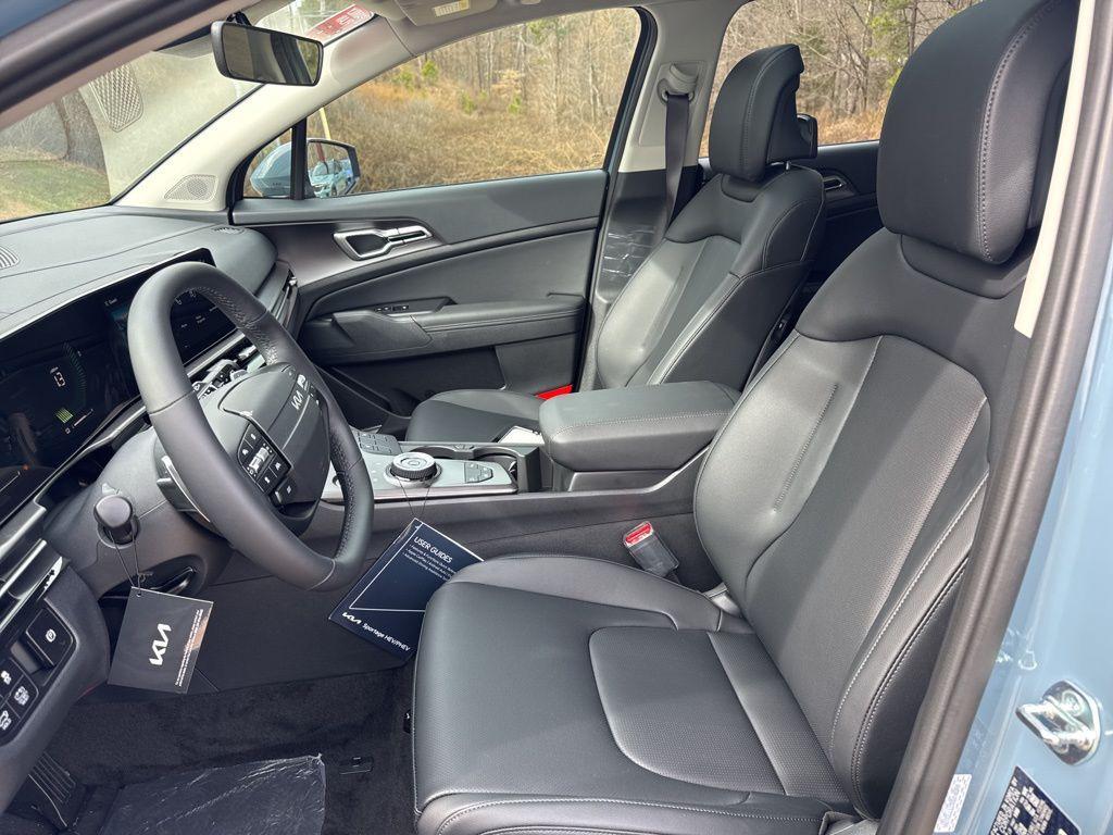 new 2026 Kia Sportage Hybrid car, priced at $32,772