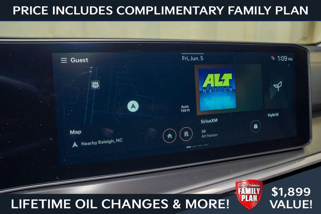 new 2026 Kia Sorento Hybrid car, priced at $40,844