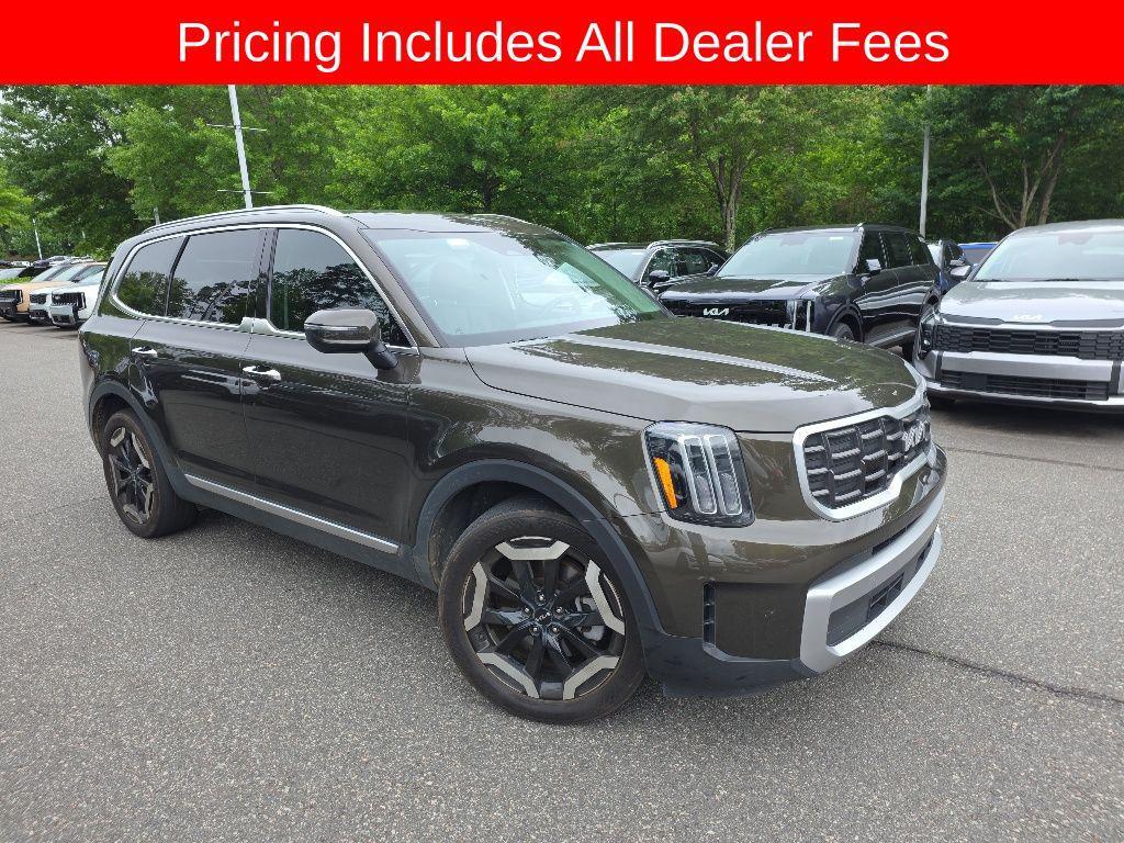 used 2023 Kia Telluride car, priced at $33,000