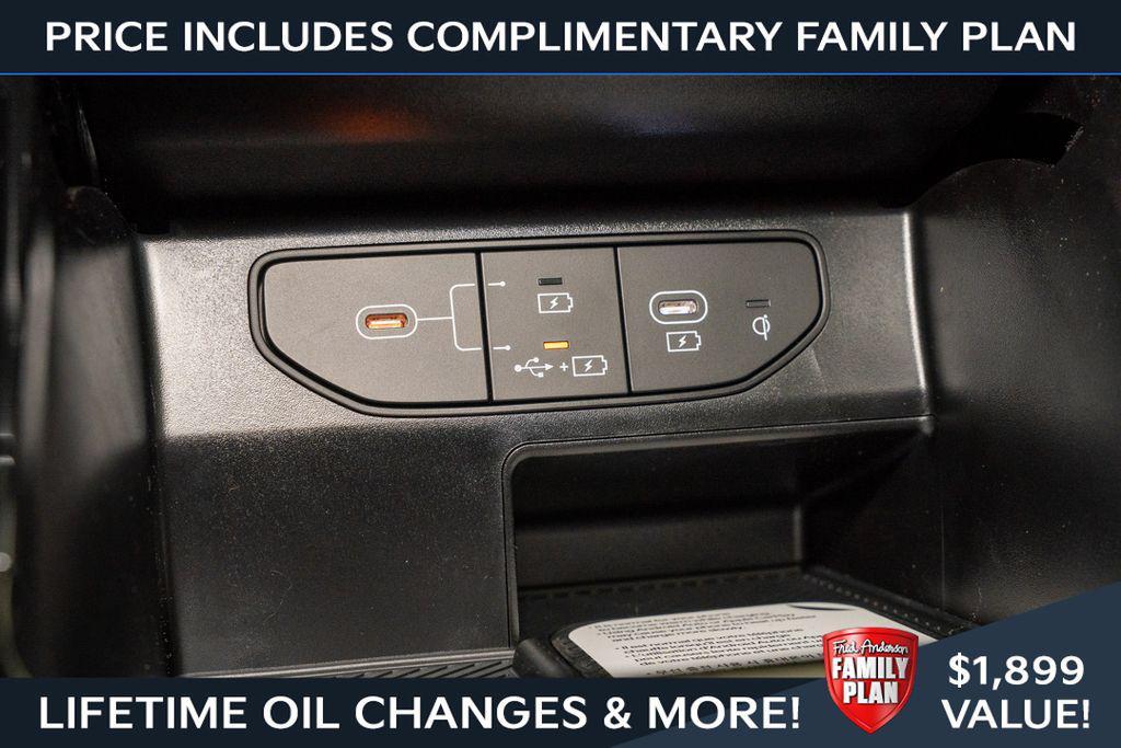 new 2026 Kia Sorento Hybrid car, priced at $46,903