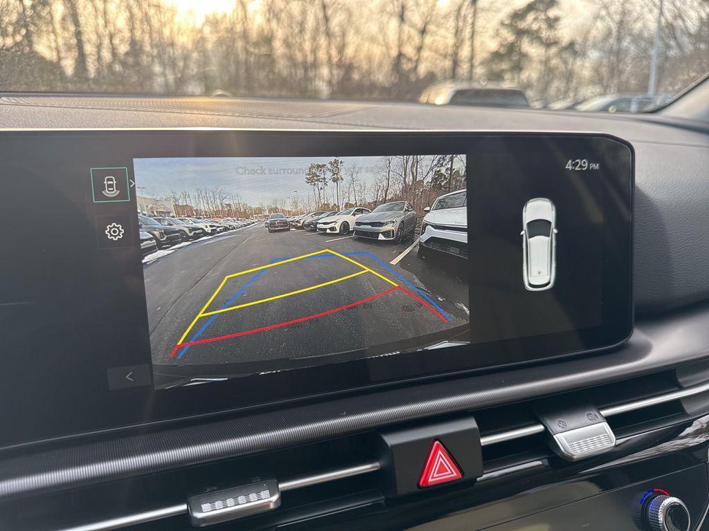 new 2026 Kia Sportage Hybrid car, priced at $32,274