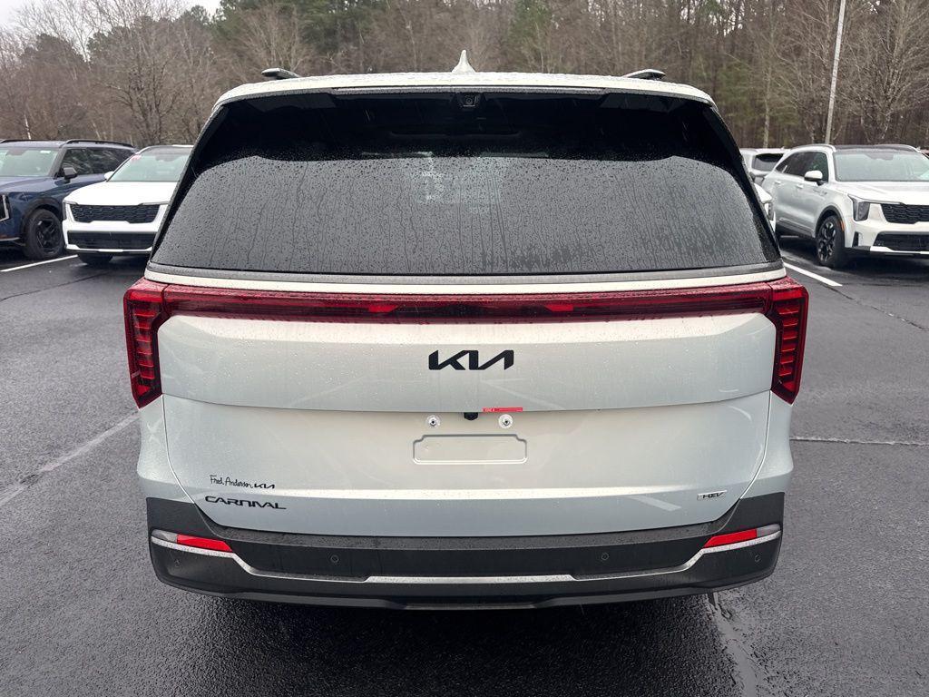 new 2026 Kia Carnival Hybrid car, priced at $51,429