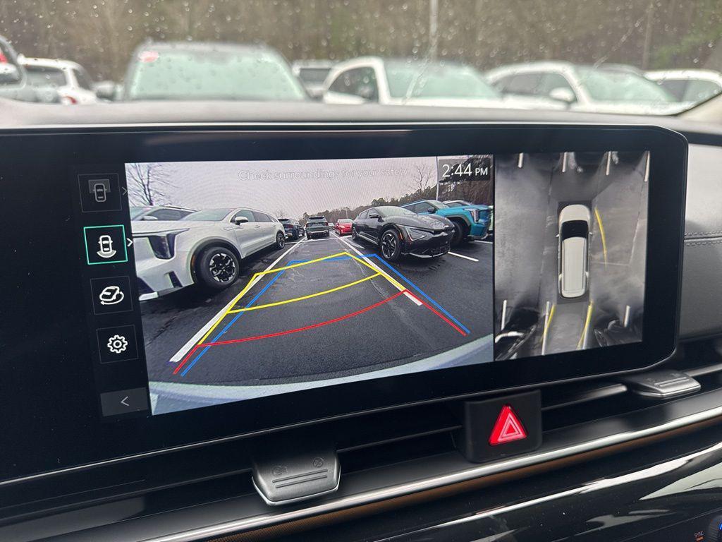 new 2026 Kia Carnival Hybrid car, priced at $51,429