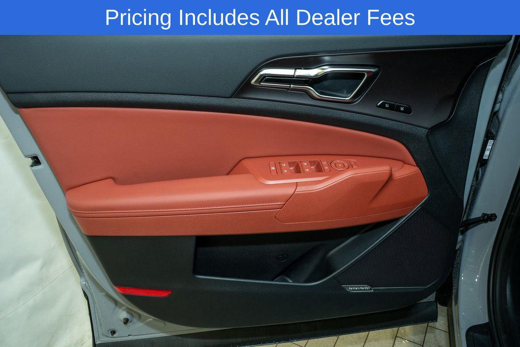 new 2026 Kia Sportage Hybrid car, priced at $40,530